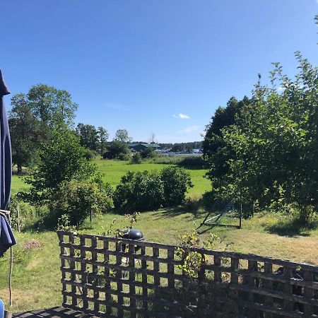 Semesterhus I Stockholms Skaergard, Runmaroe Vaermdoe Namdo Luaran gambar